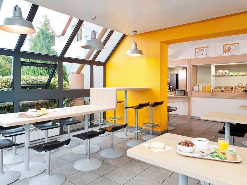 Hotelf1 Melun Rubelles Exterior foto